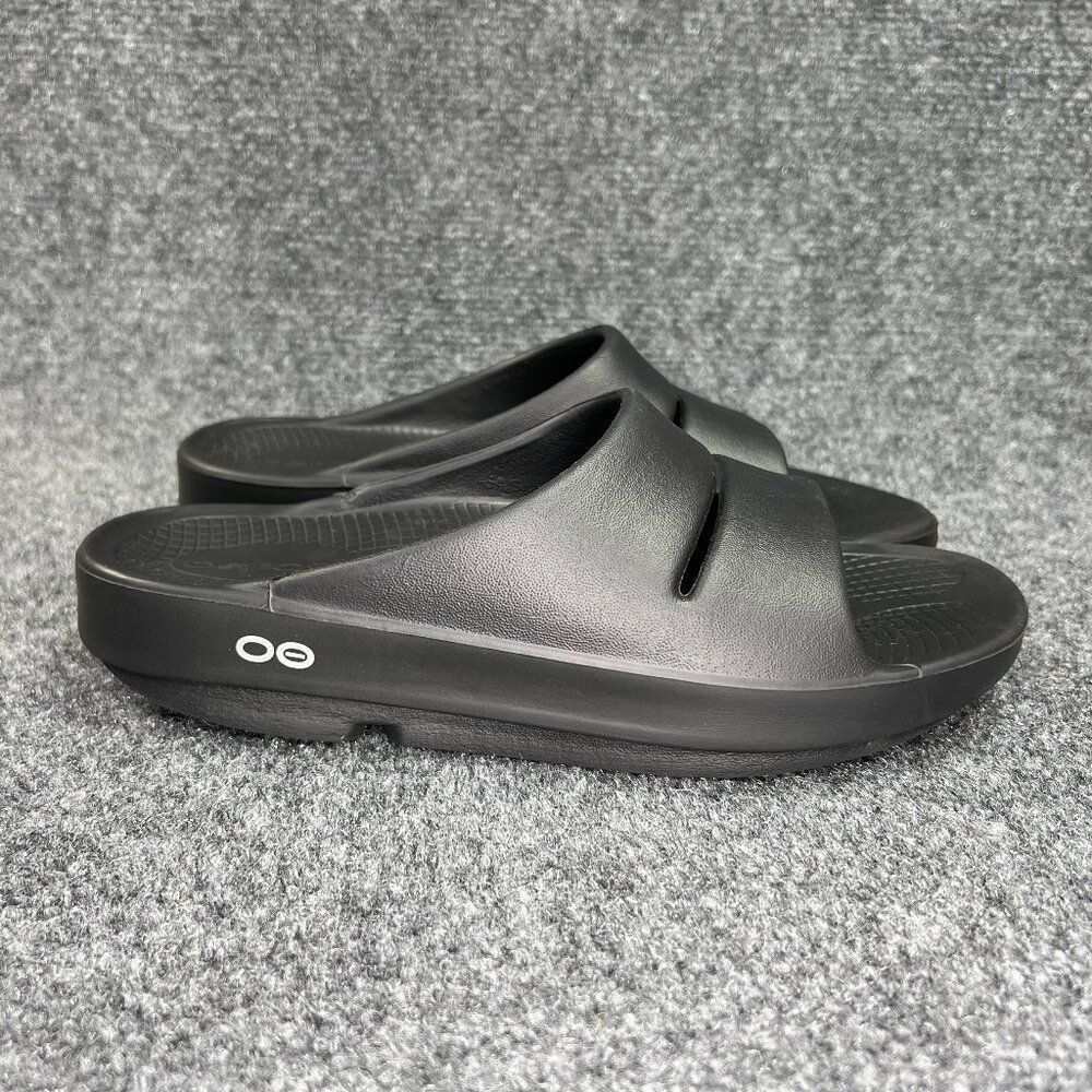 Oofos OOahh Sandals‎ Women's Size 6 Black Athletic Recovery Comfort Beach Slides